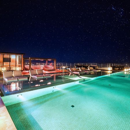 Kensington Jeju Hotel Экстерьер фото The rooftop pool at the hotel