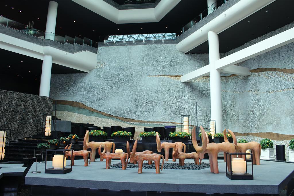 Kensington Jeju Hotel Экстерьер фото The lobby of the hotel