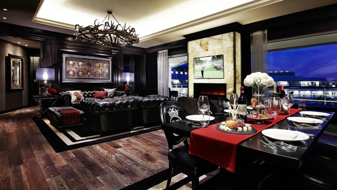 Kensington Jeju Hotel Экстерьер фото The interior of the 1000-square-metre (1,100-sq yd) penthouse