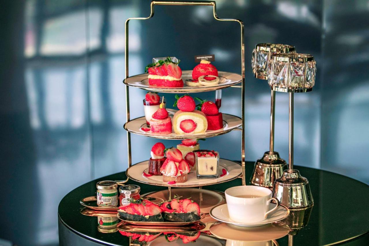Kensington Jeju Hotel Экстерьер фото Afternoon tea at the Mandarin Oriental, Hong Kong